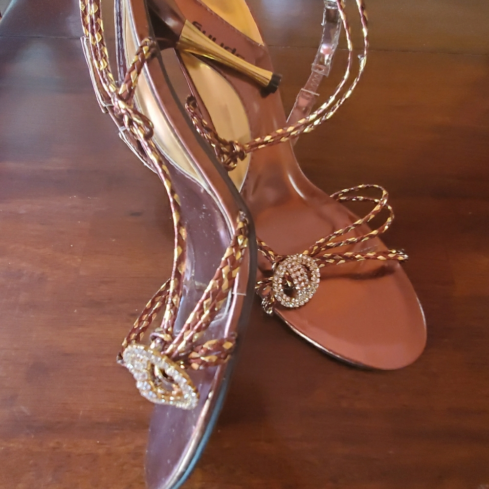 Graduation Spring heels